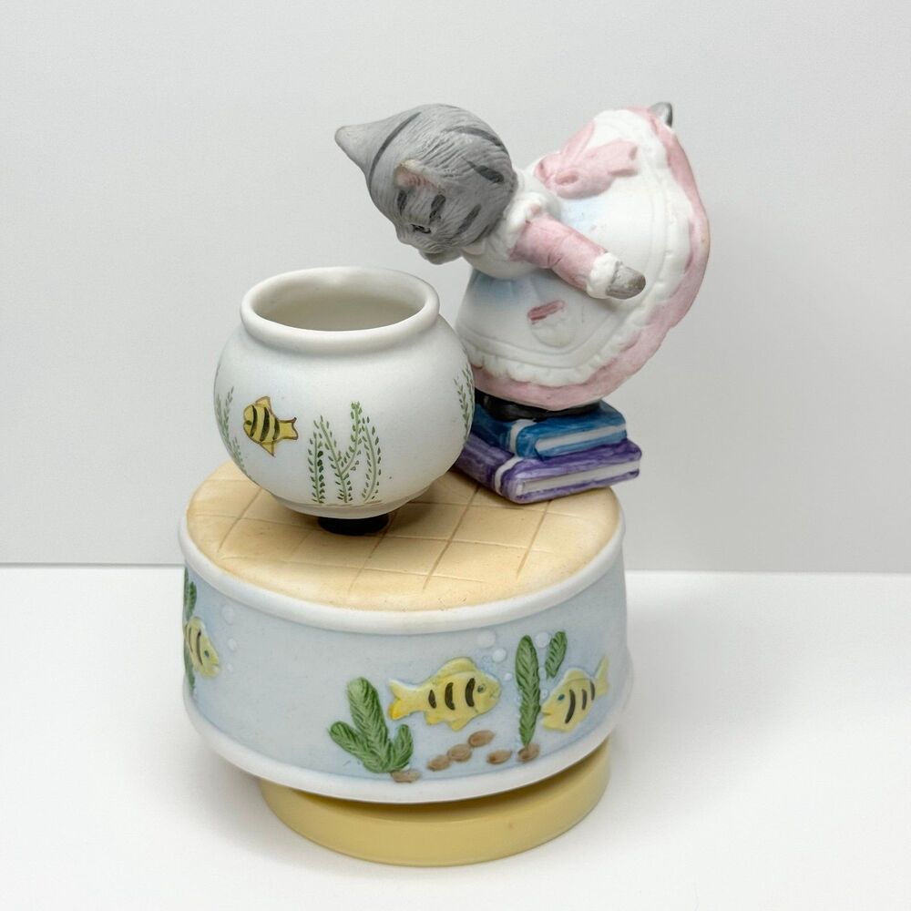 Vintage‎ 1980s Schmid Kitty Cucumber Spinning Fishbowl Ceramic Cat Music Box